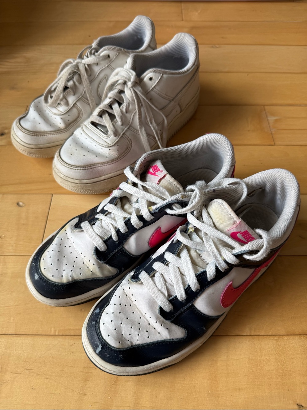 Bundle Nike Air Force 1 and Dunk Low sneakers 7Y